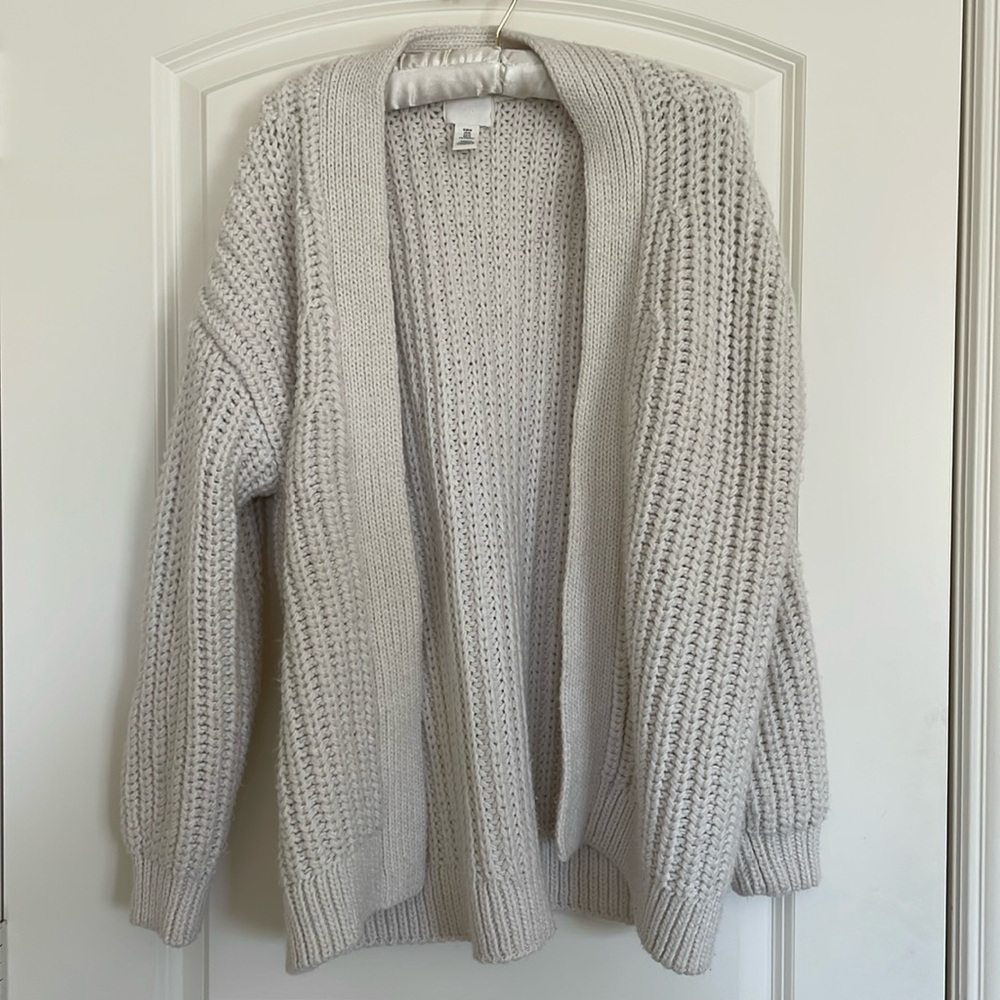 HM thick cardigan